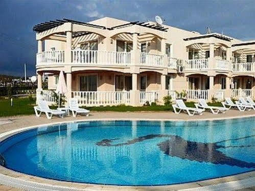 Flamingo Country Club Apartment Bogazici Bagian luar foto